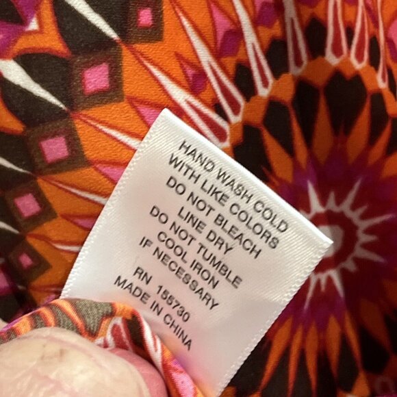 Rose + Olive Top Womens XL Pink Satin‎ Mandala Print Blouse Colorful Button Down - Picture 6 of 8